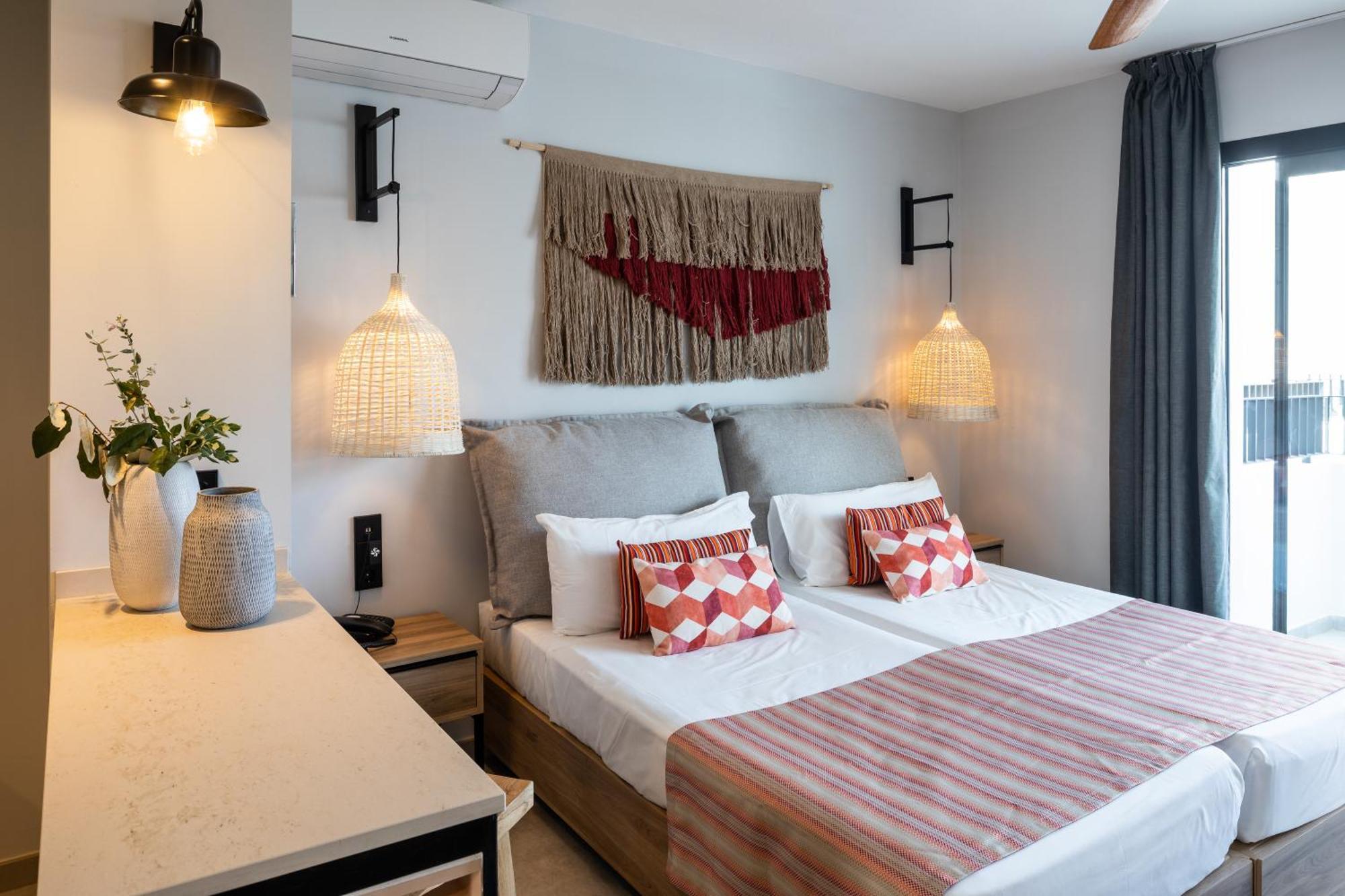 Aparthotel Casita Blanca - Adults Only San Antonio  Exterior photo