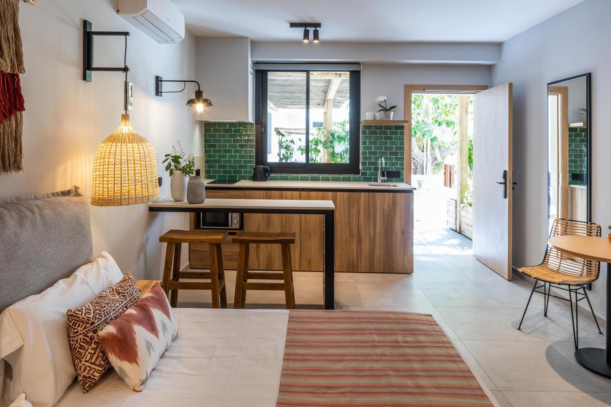 Aparthotel Casita Blanca - Adults Only San Antonio  Exterior photo