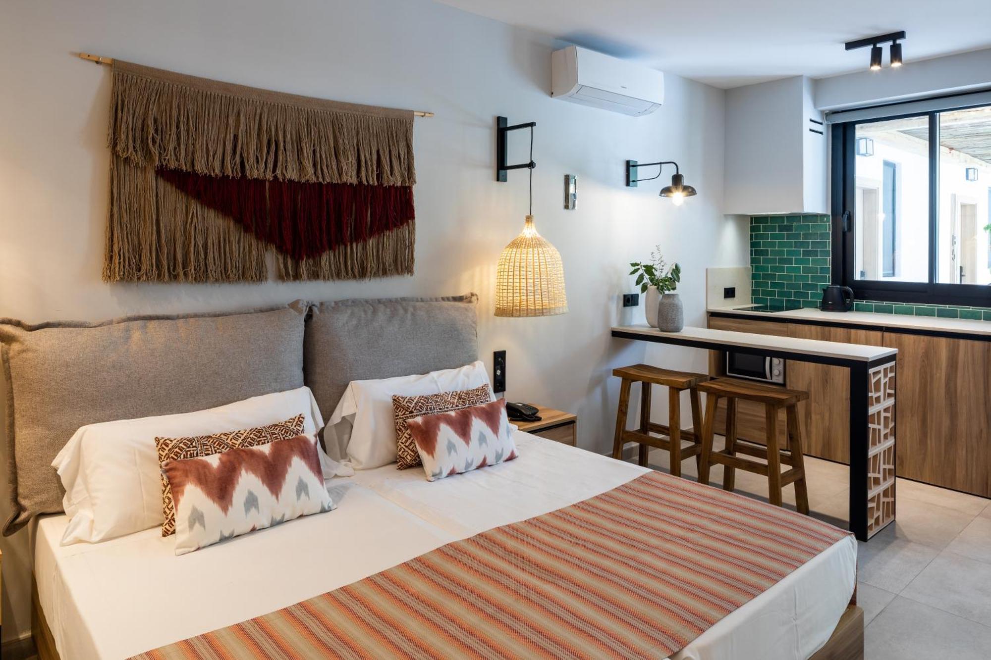 Aparthotel Casita Blanca - Adults Only San Antonio  Exterior photo
