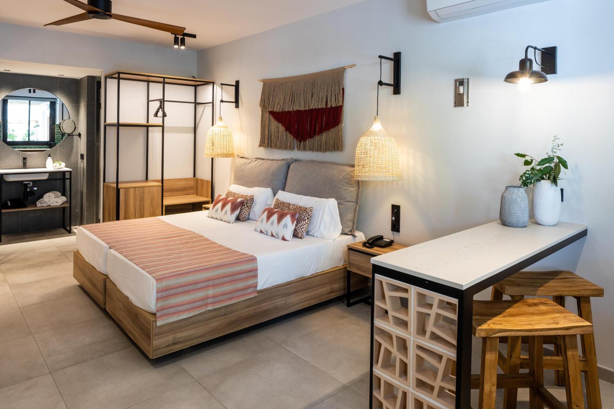 Aparthotel Casita Blanca - Adults Only San Antonio  Exterior photo